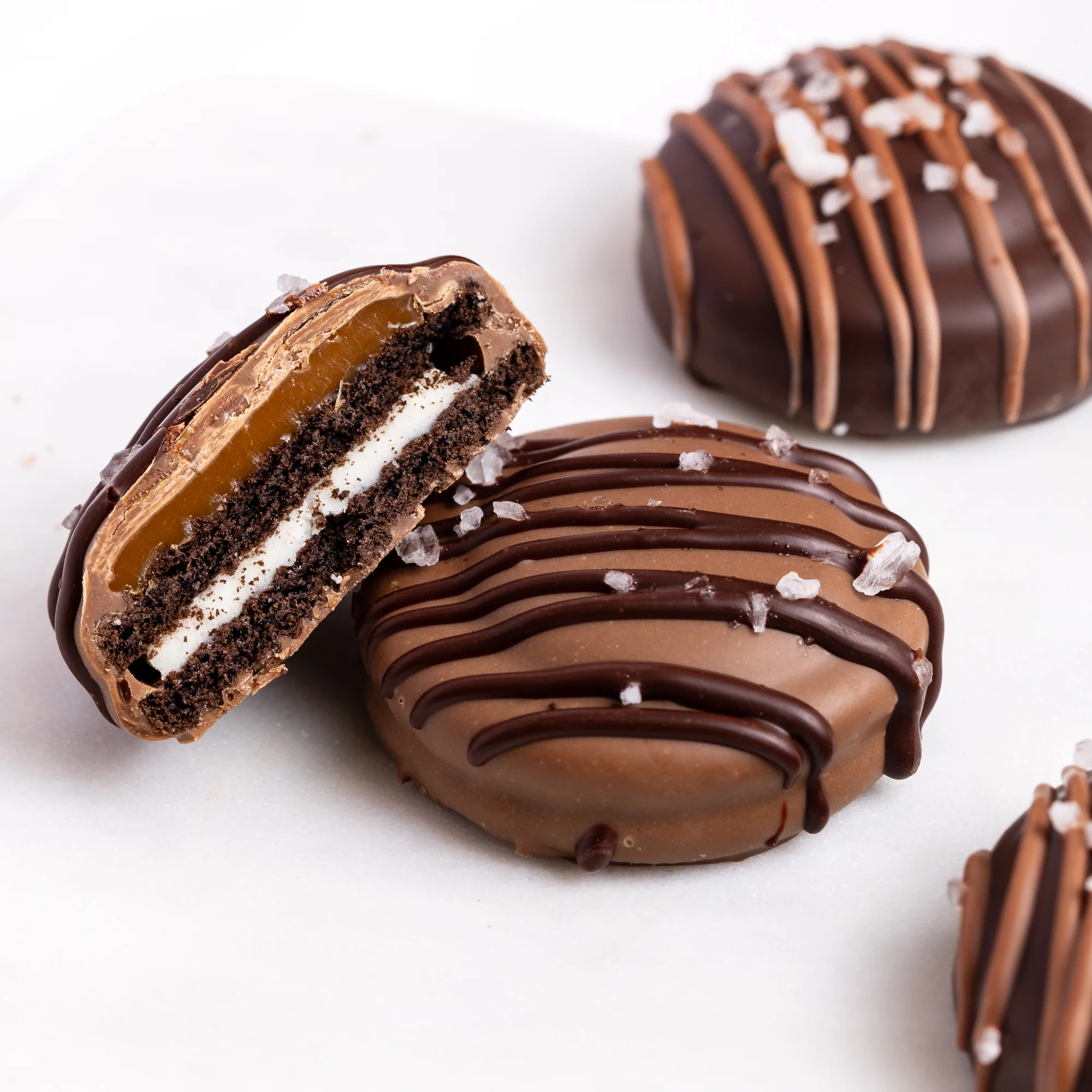 Sea Salt Caramel Belgian Chocolate Hand-Dipped Strawberries & Oreos® - Image 3